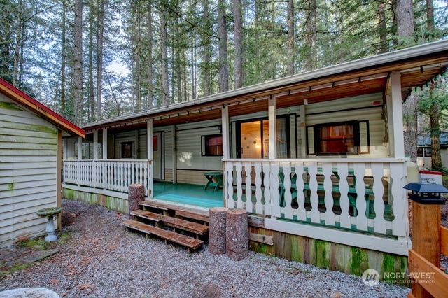 22 1 Goldrush Road, Deming, WA 98244