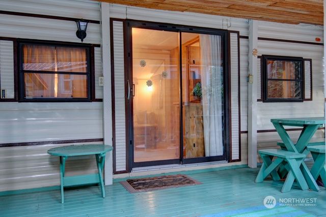 22 1 Goldrush Road, Deming, WA 98244