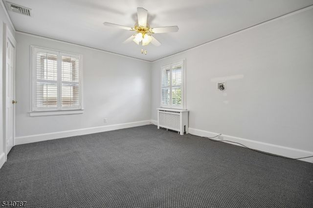 24 Meeker Pl, Millburn Twp., NJ 07041