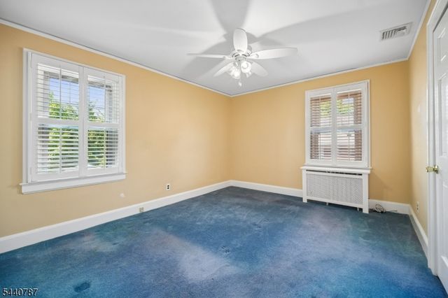 24 Meeker Pl, Millburn Twp., NJ 07041