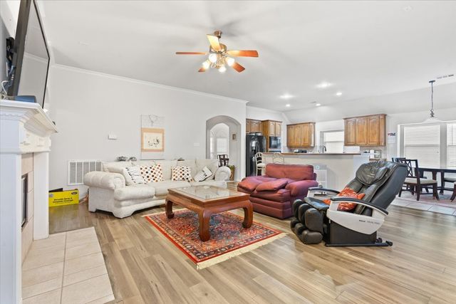 6408 Day Spring Drive, The Colony, TX 75056