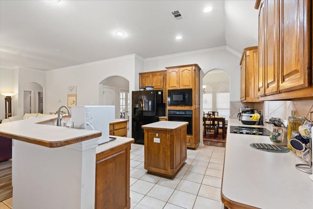 6408 Day Spring Drive, The Colony, TX 75056