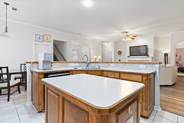 6408 Day Spring Drive, The Colony, TX 75056