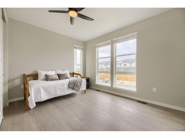 5051 S Queen Ct, Littleton, CO 80127