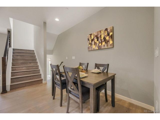 5051 S Queen Ct, Littleton, CO 80127