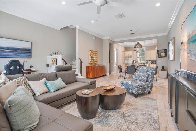 665 JACKSON STREET, Orlando, FL 32801