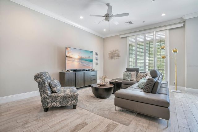 665 JACKSON STREET, Orlando, FL 32801