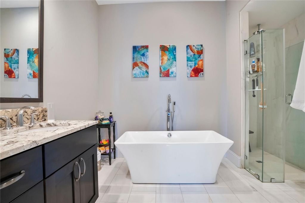 Image 21 of property listing at 665 JACKSON STREET, Orlando, FL 32801