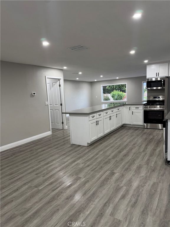 Image 4 of property listing at 38356 Devils Canyon, Palm Desert, CA 92260