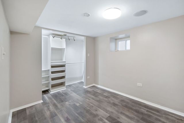 3402 W Beach Avenue, Chicago, IL 60651