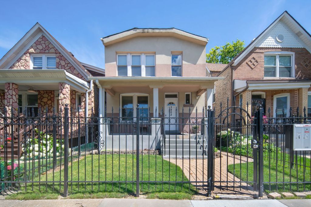 3402 W Beach Avenue, Chicago, IL 60651
