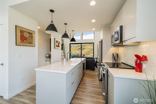 1414 Cottage Lane, Chelan, WA 98816