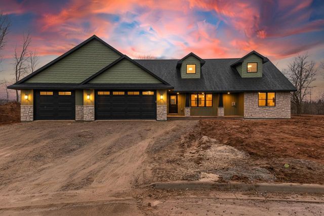 2984 CREEKWOOD DRIVE, Green Bay, WI 54311