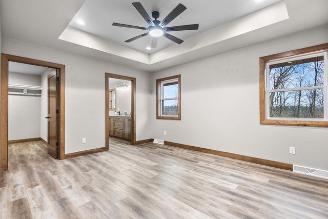 2984 CREEKWOOD DRIVE, Green Bay, WI 54311