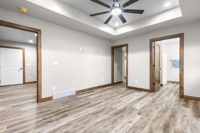 2984 CREEKWOOD DRIVE, Green Bay, WI 54311