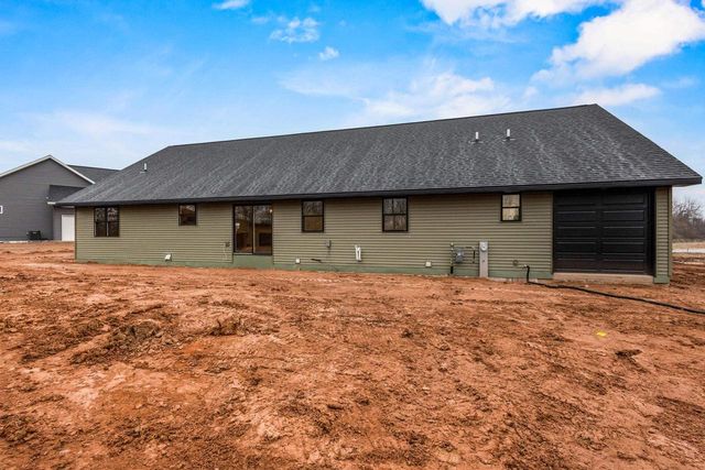 2984 CREEKWOOD DRIVE, Green Bay, WI 54311