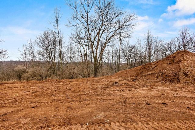 2984 CREEKWOOD DRIVE, Green Bay, WI 54311