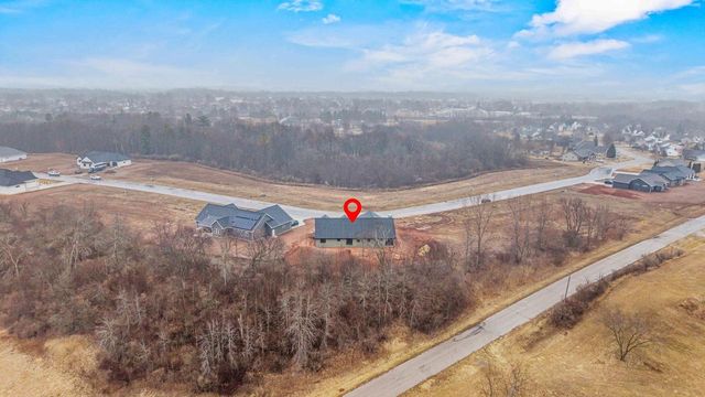 2984 CREEKWOOD DRIVE, Green Bay, WI 54311
