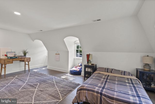 203 E HIGHFIELD RD, Baltimore, MD 21218