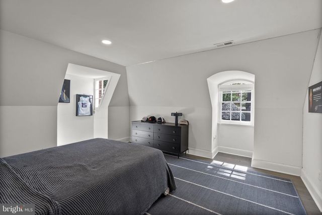 203 E HIGHFIELD RD, Baltimore, MD 21218