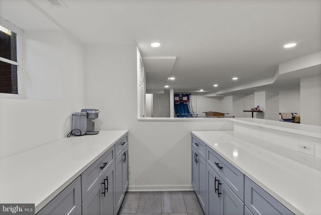 203 E HIGHFIELD RD, Baltimore, MD 21218