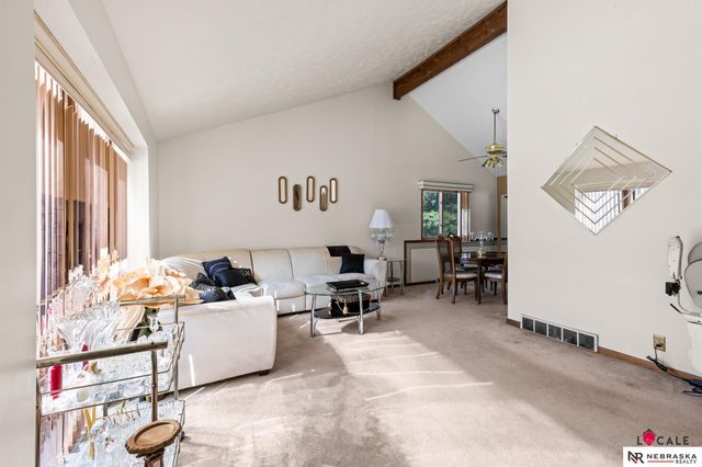 8202 Arlington Drive, Omaha, NE 68134