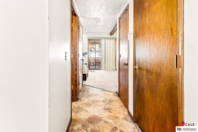 8202 Arlington Drive, Omaha, NE 68134