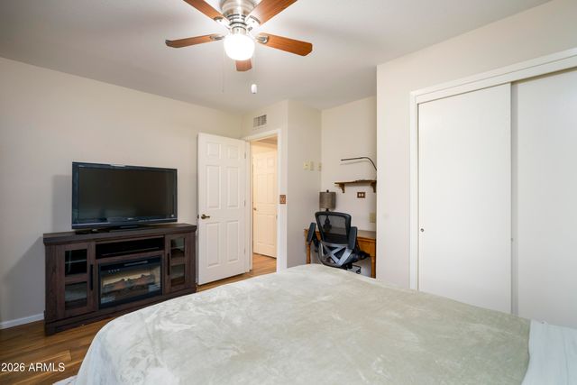 2064 S FARNSWORTH Drive 15, Mesa, AZ 85209