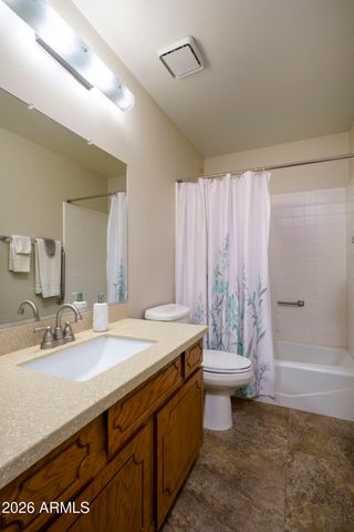 2064 S FARNSWORTH Drive 15, Mesa, AZ 85209