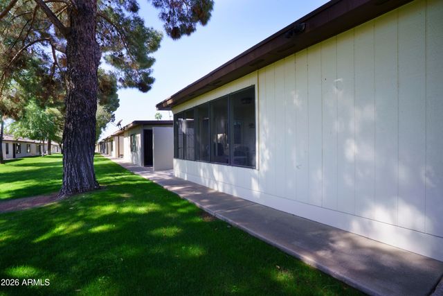 2064 S FARNSWORTH Drive 15, Mesa, AZ 85209