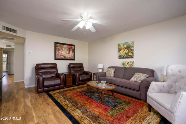 2064 S FARNSWORTH Drive 15, Mesa, AZ 85209