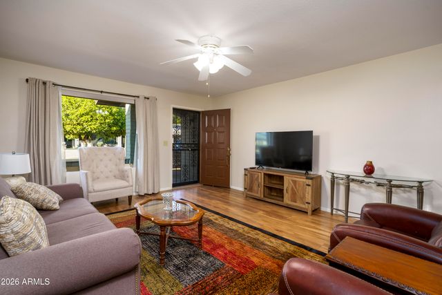 2064 S FARNSWORTH Drive 15, Mesa, AZ 85209