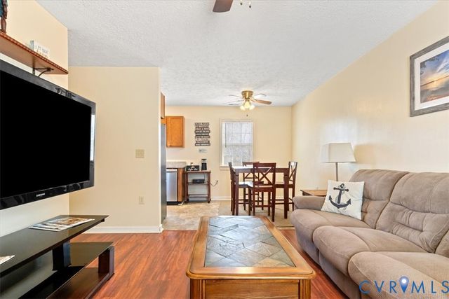 184 Anna Coves Blvd, Mineral, VA 23117