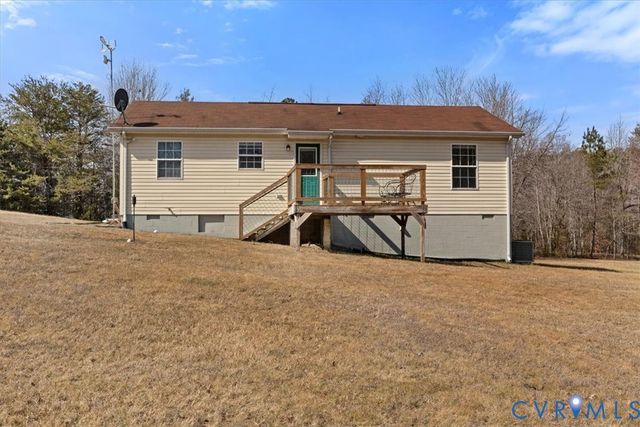 184 Anna Coves Blvd, Mineral, VA 23117