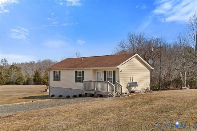 184 Anna Coves Blvd, Mineral, VA 23117