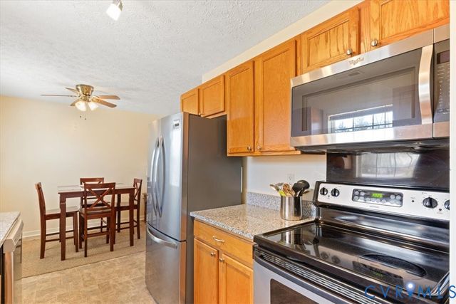 184 Anna Coves Blvd, Mineral, VA 23117