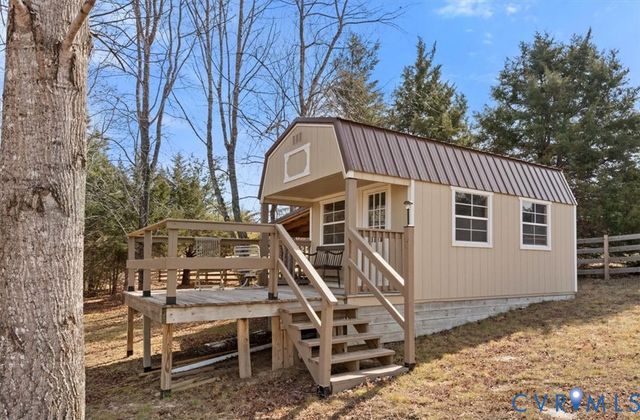 184 Anna Coves Blvd, Mineral, VA 23117