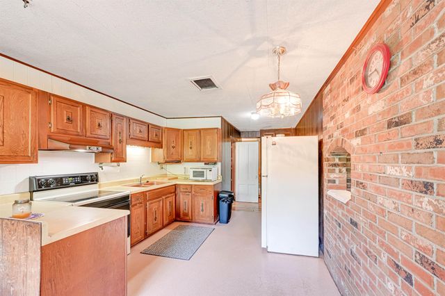 2022 Route 9, Marlboro, VT 05301
