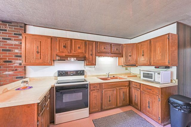 2022 Route 9, Marlboro, VT 05301
