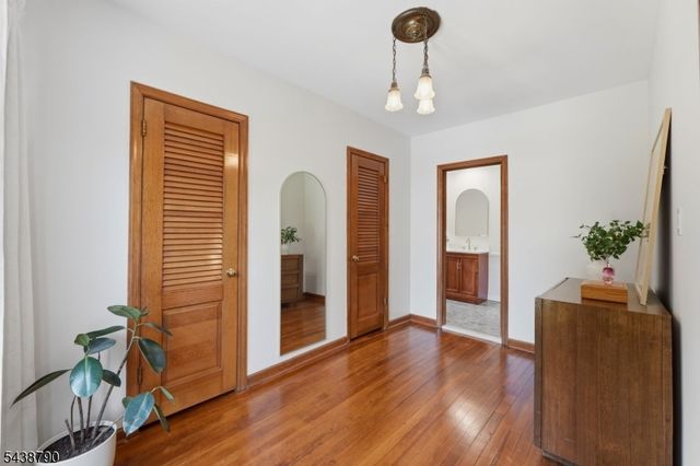 610 Springfield Ave, Summit City, NJ 07901