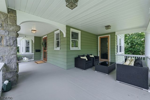 610 Springfield Ave, Summit City, NJ 07901