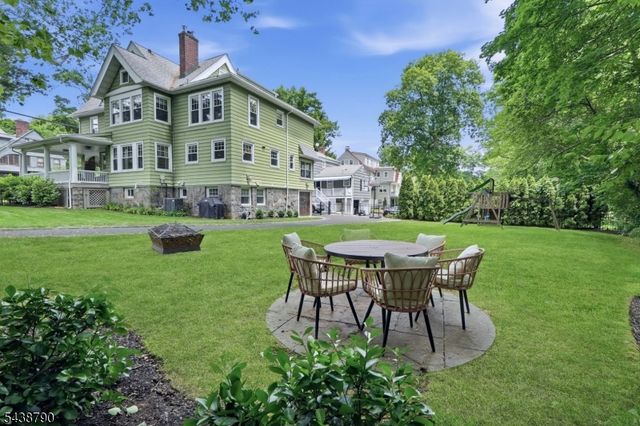 610 Springfield Ave, Summit City, NJ 07901