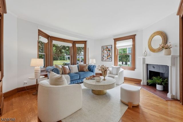 610 Springfield Ave, Summit City, NJ 07901