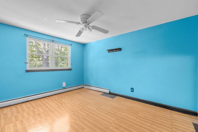 76 Jefferson St 76, North Andover, MA 01845