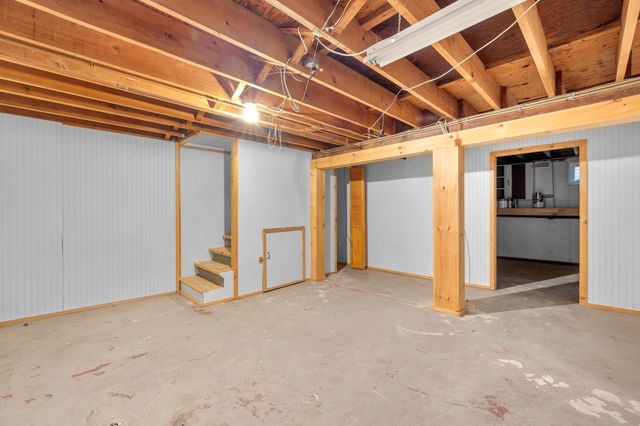 76 Jefferson St 76, North Andover, MA 01845