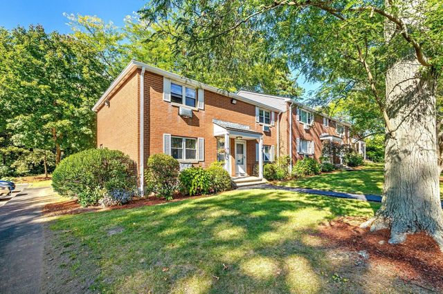 76 Jefferson St 76, North Andover, MA 01845