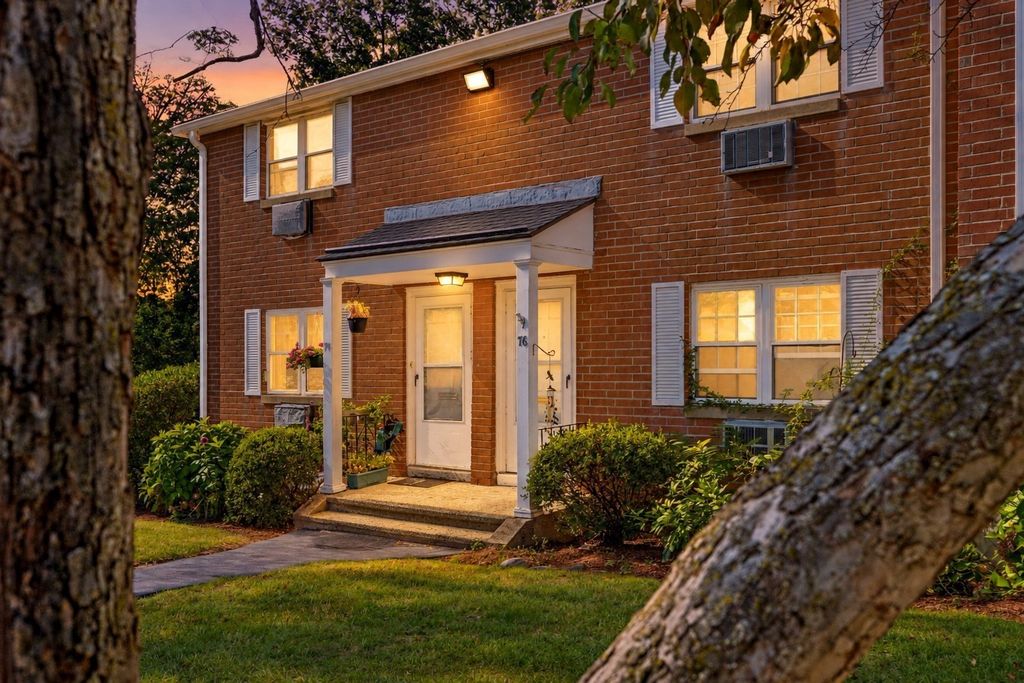 76 Jefferson St 76, North Andover, MA 01845