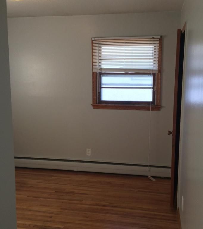 566 & 568 37th Avenue NE, Minneapolis, MN 55421 — photo 5