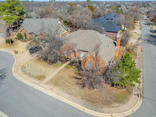 2809 Red Fern, Edmond, OK 73034