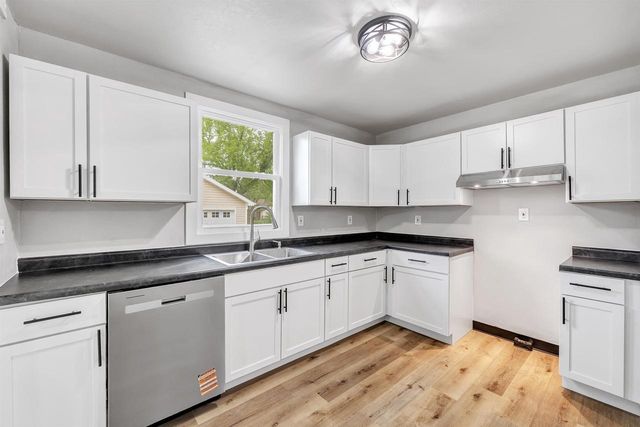 1242 SHAWANO AVENUE, Green Bay, WI 54303